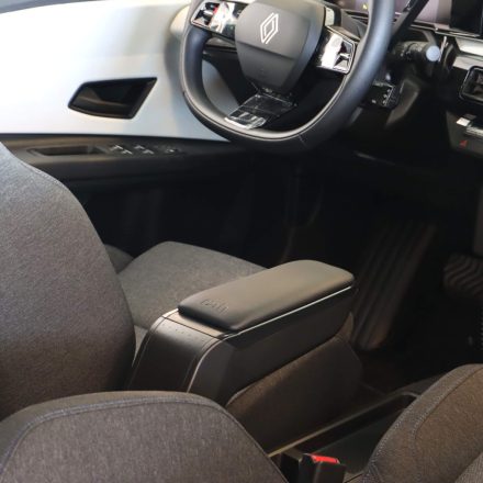 RATI ARMSTER S armrest RENAULT 5 E-TECH 2024-  [black,vegan leather]